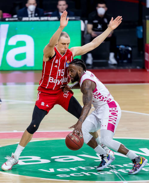 场馆是每届 场馆是每届